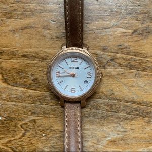 Delicate leather & rose gold Fossil watch